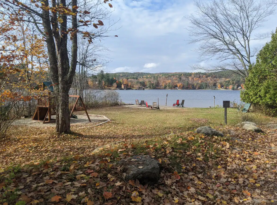 Brant-Lake-Waterfront-Chalet-1