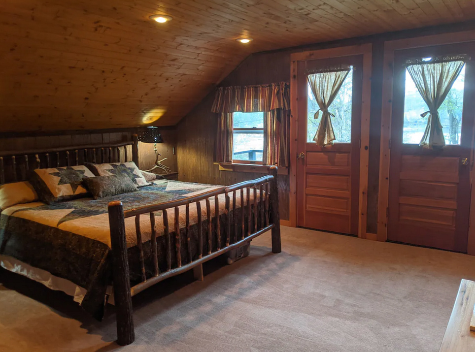 Brant-Lake-Waterfront-Chalet-3